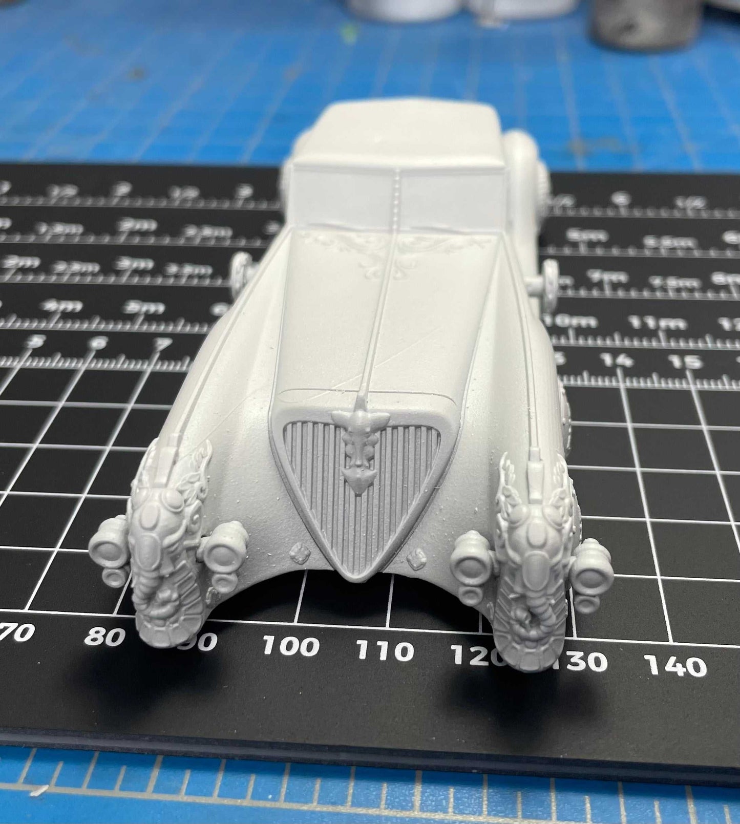 28mm Extraordinary Car