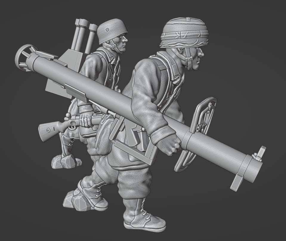 28mm German Fallschirmjager PzShreck Team 1 moving