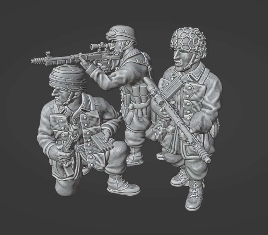 28mm German Fallschirmjager with FG42 scoped