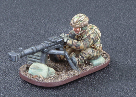 28mm modern special forces miniature soldier in camouflage operating heavy weapon model