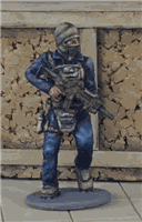 28mm modern SAS hero miniature figure in tactical gear holding rifle