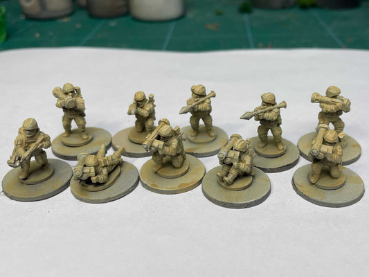 15mm modern Ukrainian army metal miniature figures including drone operators, anti-drone, soldiers with assault rifles and light machine guns