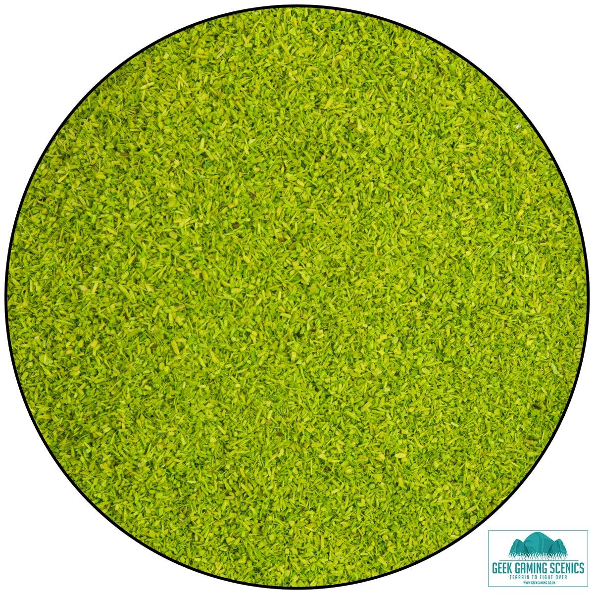 Lukes Aps Scatter light green dyed sawdust for model scenery and dioramas, 40g premium blend, durable and colorfast ground cover