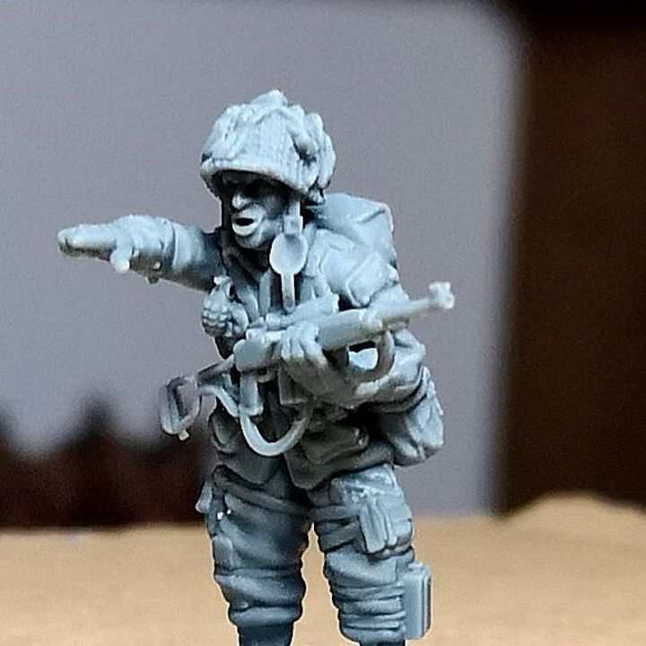 28mm WW2 US paratrooper NCO resin miniature unpainted for wargaming