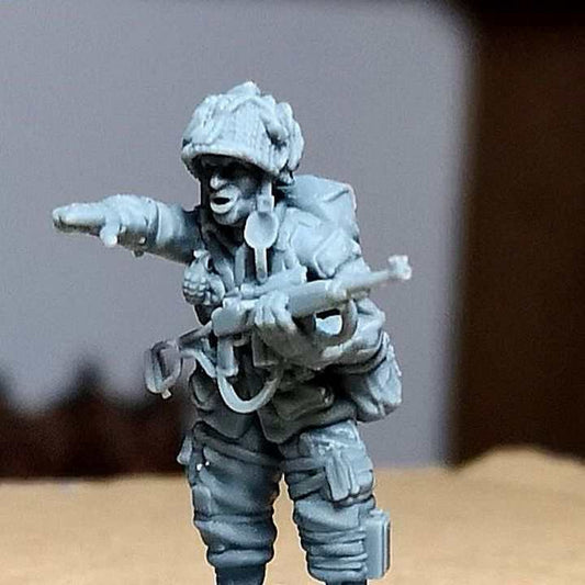 28mm WW2 US paratrooper NCO resin miniature unpainted for wargaming