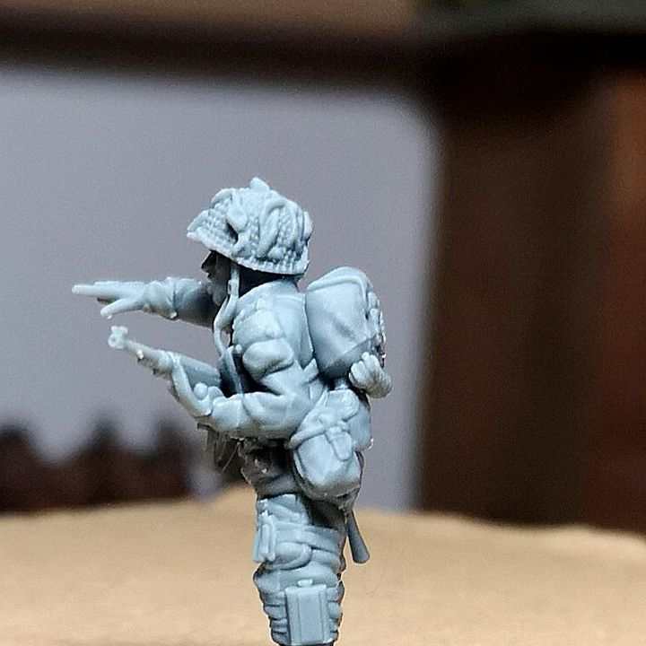 28mm WW2 US paratrooper NCO