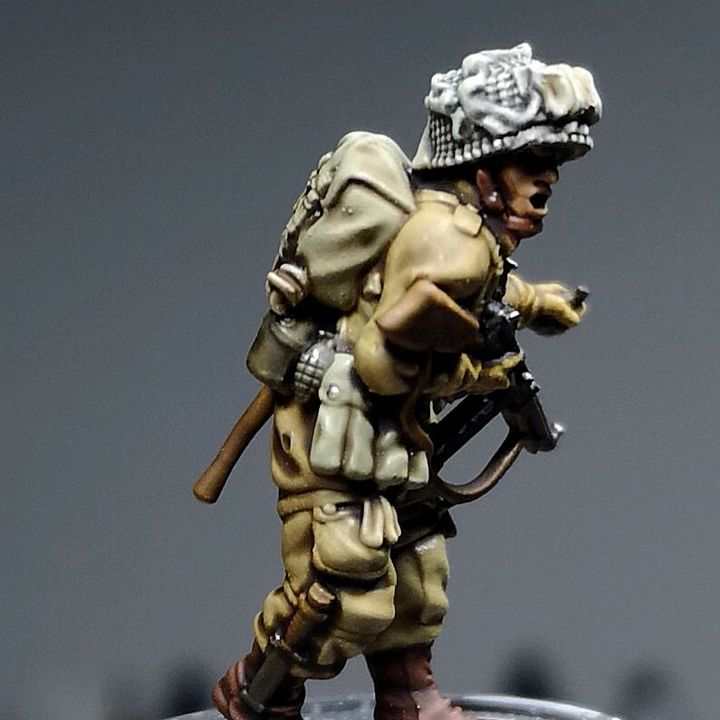 28mm WW2 US PARATROOPER OFFICER/NCO SMG and GRENADE