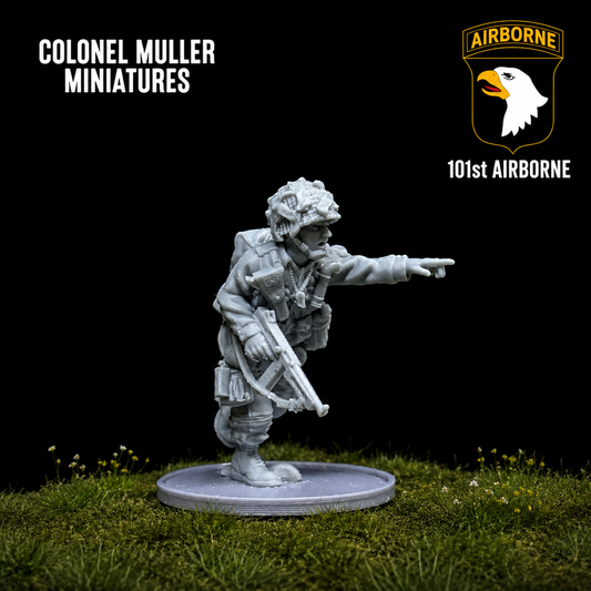 28mm WW2 US  AIRBORNE NCO INDICATING New pose