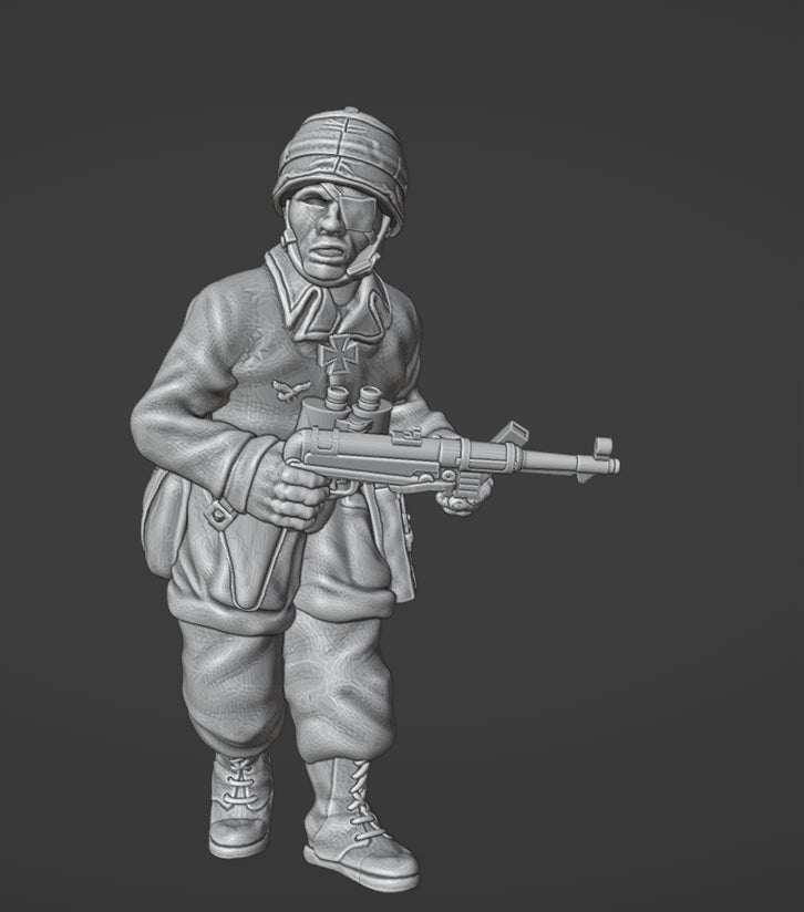 28mm German paratrooper officer reloading SMG MP40 resin miniature model for WW2 games