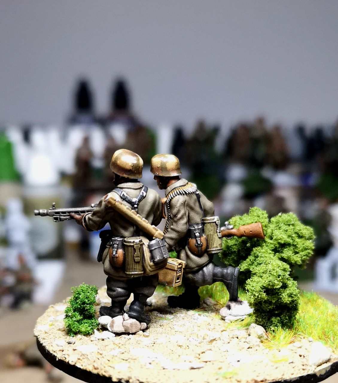 28mm German Fallschirmjager LMG 42 Team