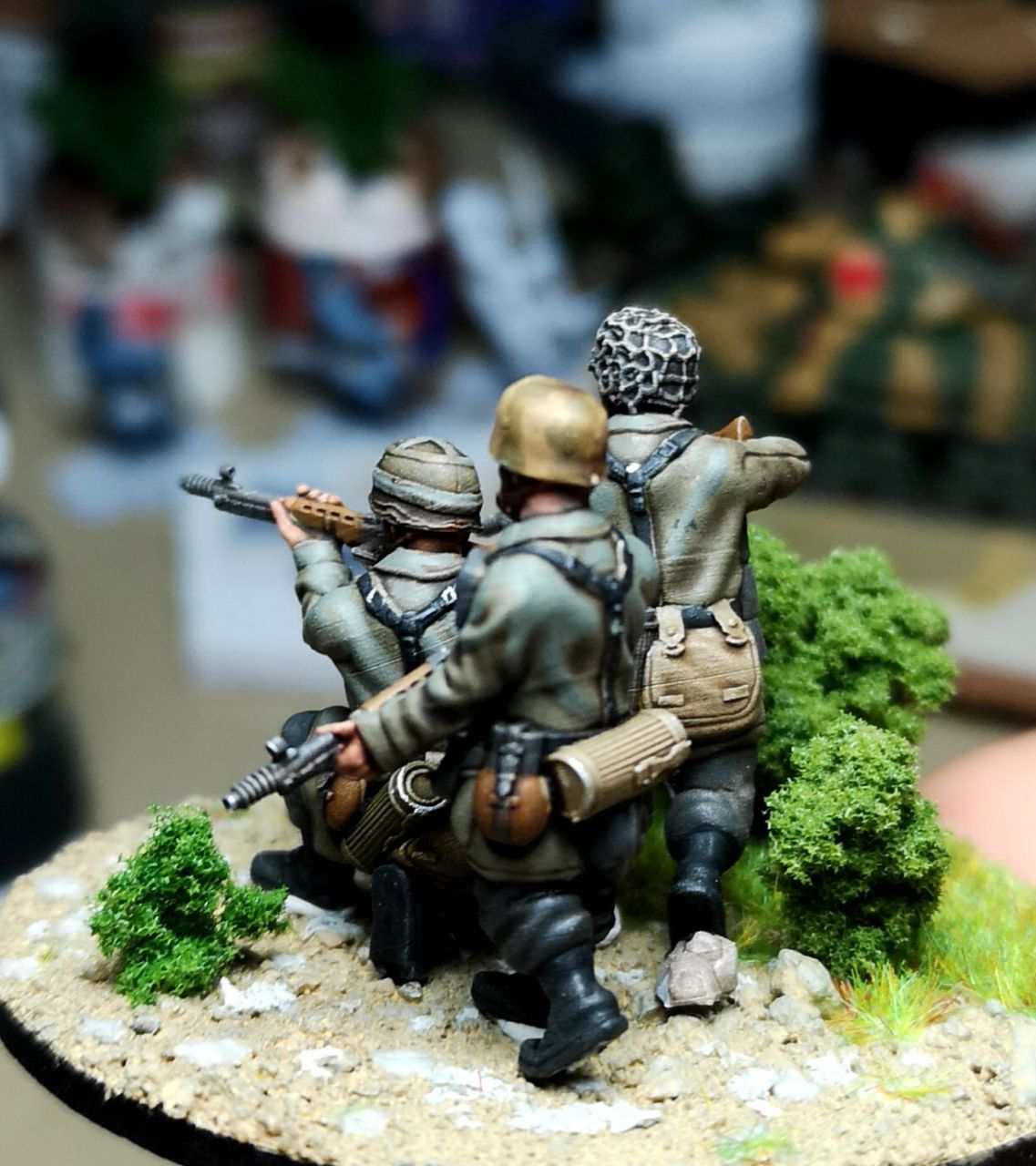 28mm German Fallschirmjager FG42 Team