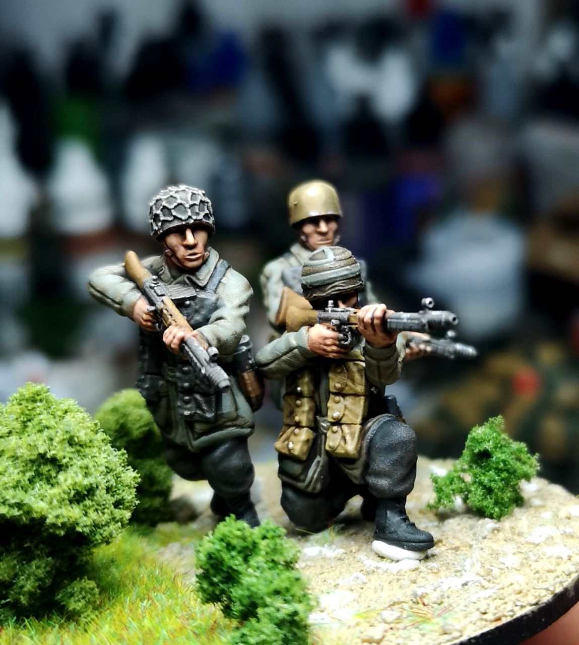 28mm German Fallschirmjager FG42 Team